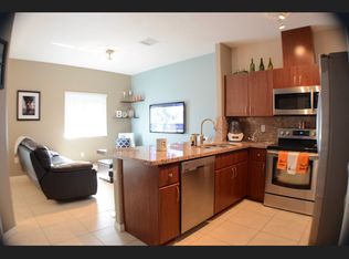 16372 SW 44th Way, Miami, FL 33185