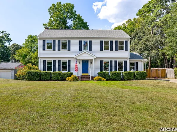 239 Hunting Ridge Rd, Roanoke Rapids, NC 27870