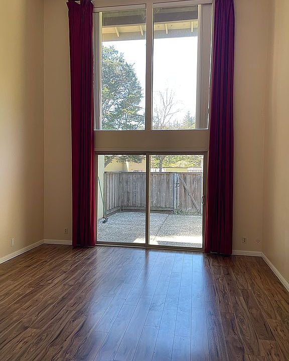 1st image of 1159 Oddstad Blvd