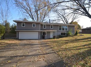 13709 Shirley Dr, Burnsville, MN 55337