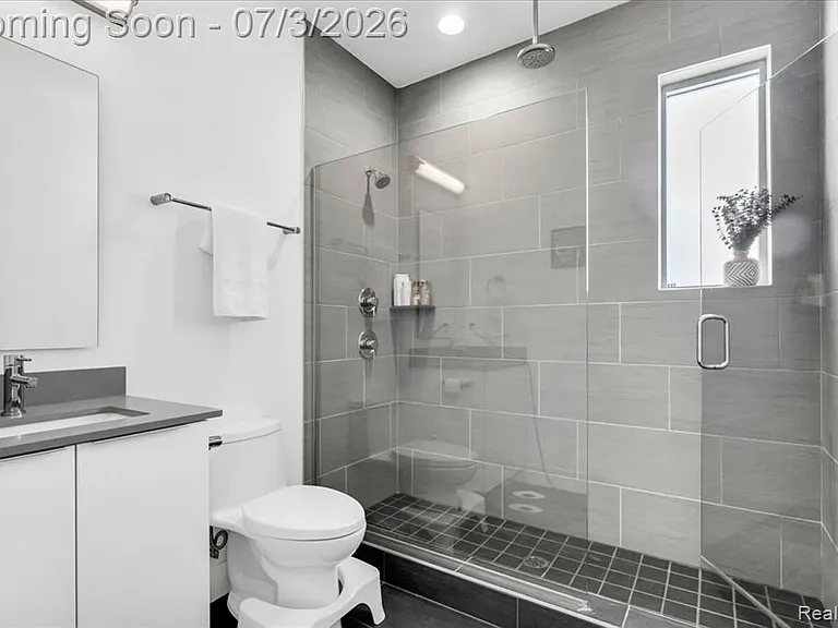 2637 Brush St — Photo 16