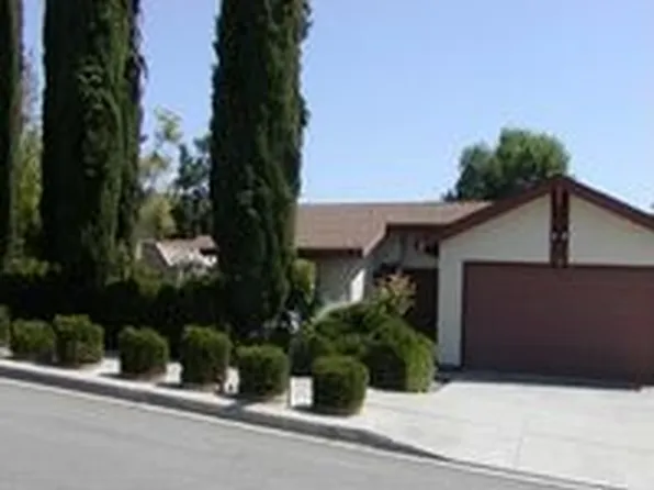 150 Donna St, Oak View, CA 93022
