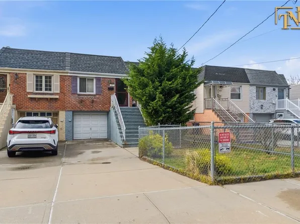 457 Beach 66th St, Far Rockaway, NY 11692