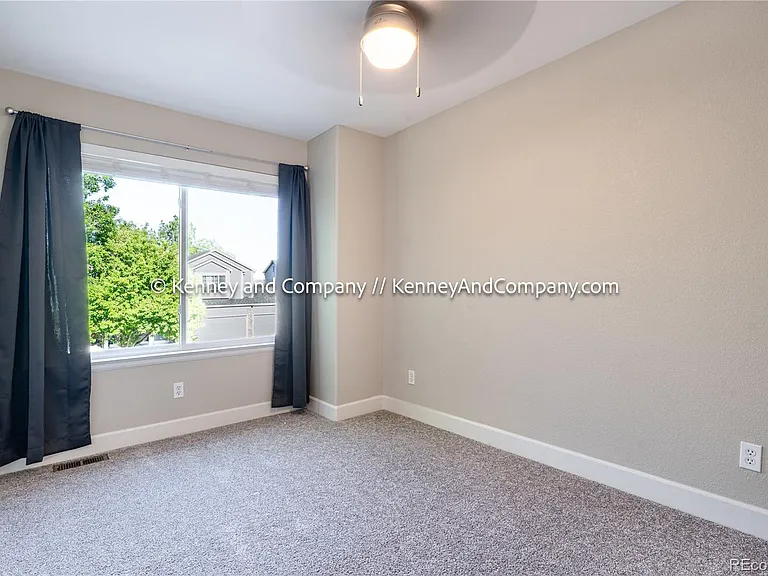 875 S Lindsey St — Photo 20