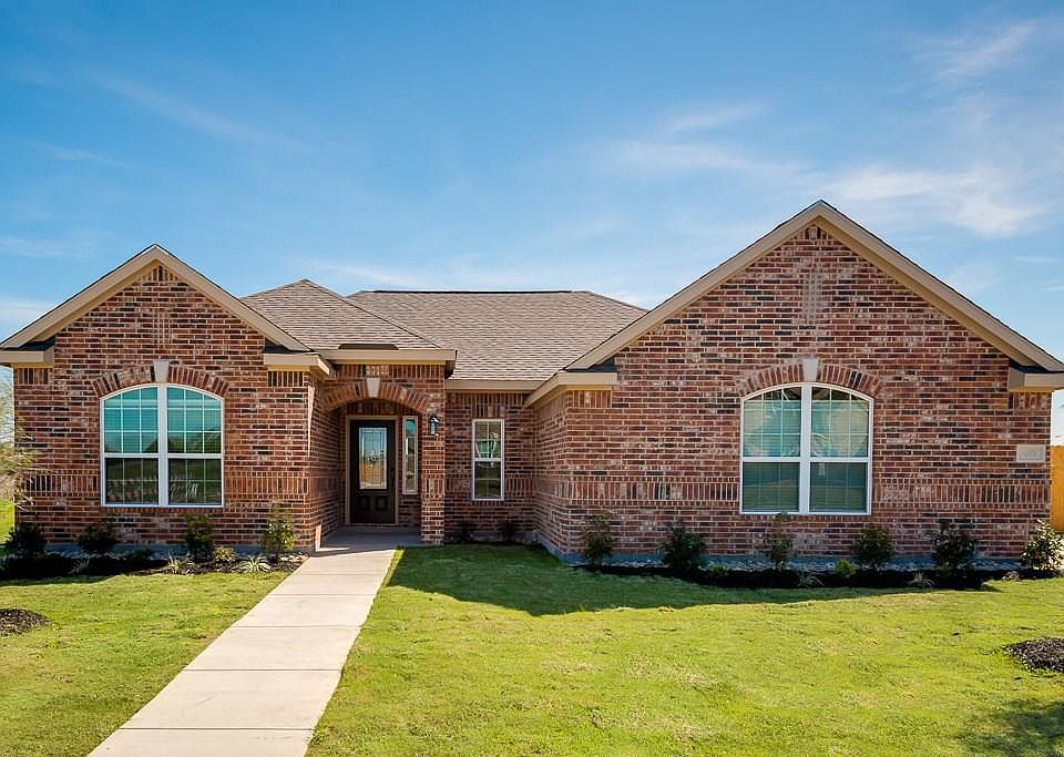 1st image of 715 Roaring Springs Dr