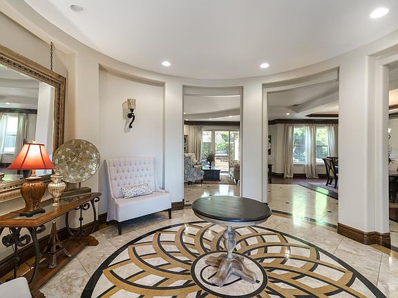 5th image of 1900 Park Oak Dr