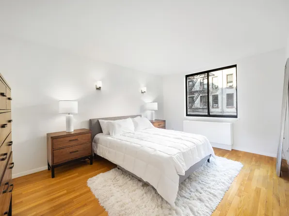 447 West 45th Street image 5 of 11