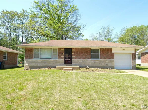 247 Royce Dr, Saint Louis, MO 63135