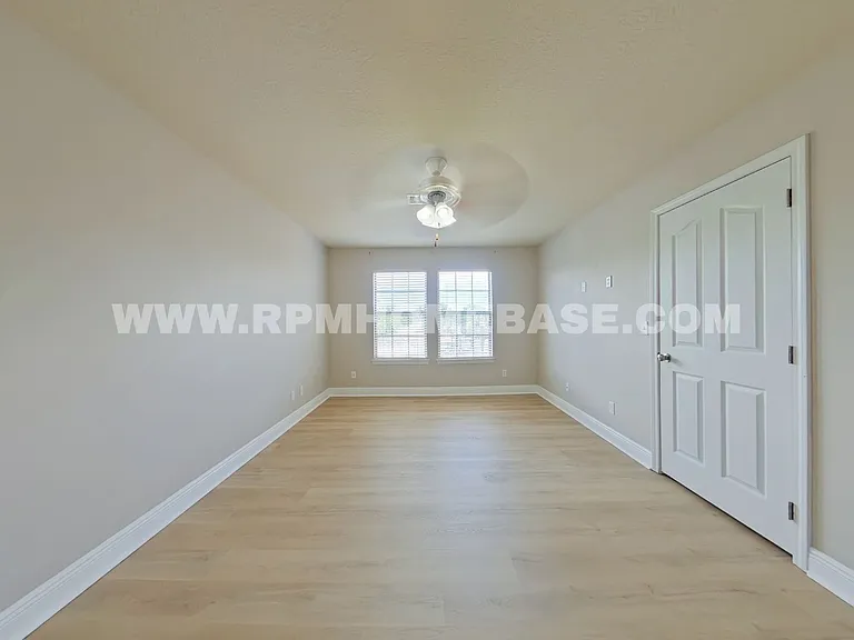 8866 Sanderling Ln — Photo 10