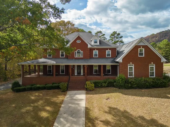 7260 Cavern Rd, Trussville, AL 35173