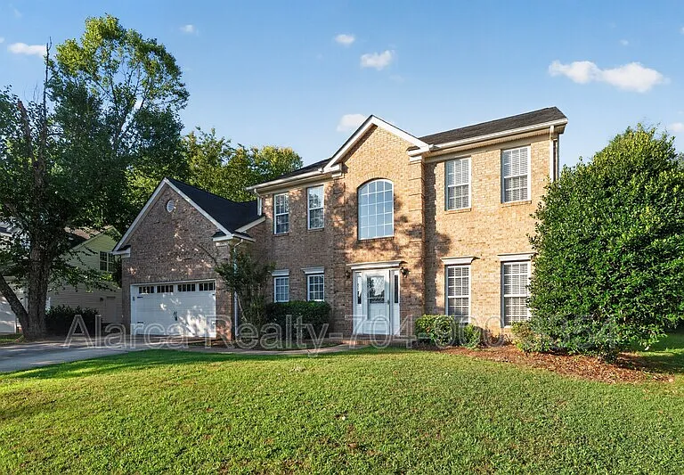 17420 Baldwin Hall Dr — Photo 2