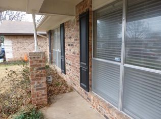 311 Myrtle Dr, Arlington, TX 76018