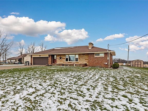 2nd image of 3315 Sylvan Rd