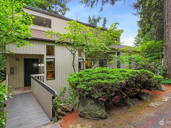 10925 NE 37th Place #2, Bellevue, WA 98004