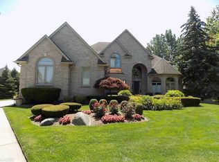52143 Highbury Ct, Shelby Township, MI 48315
