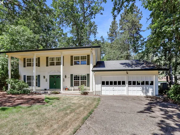 3833 Wilshire Ln, Eugene, OR 97405