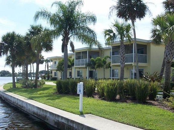 Waterfront Walkways