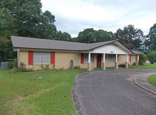 1010 Prairie Ln, McComb, MS 39648