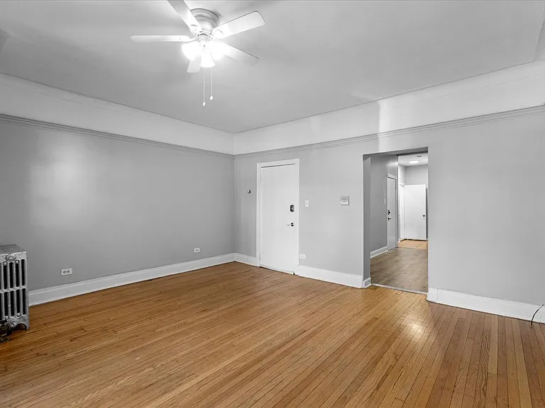 5018-20 S Blackstone — Photo 13