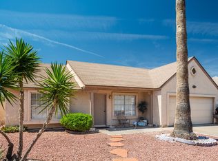 1231 E Kerry Ln, Phoenix, AZ 85024