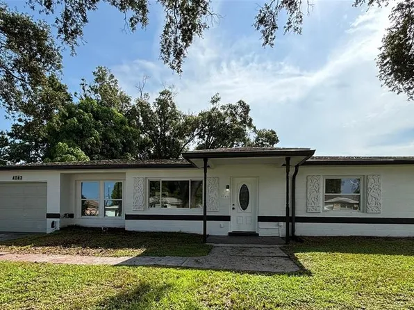 4743 Lake Charles Dr N, Kenneth City, FL 33709