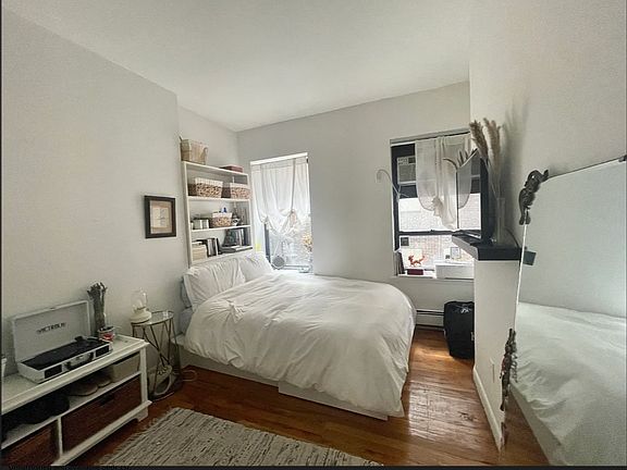 5th image of 686 9th Ave APT 4A