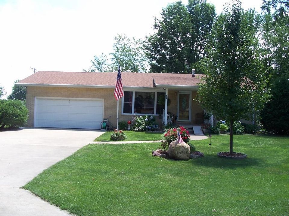 1st image of 804 Meadow Ln