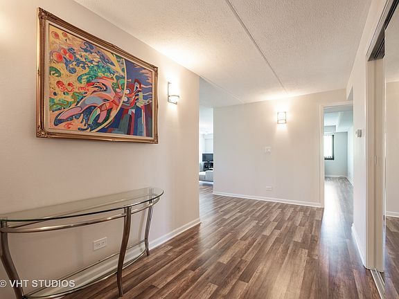 3rd image of 2086 Saint Johns Ave APT 207