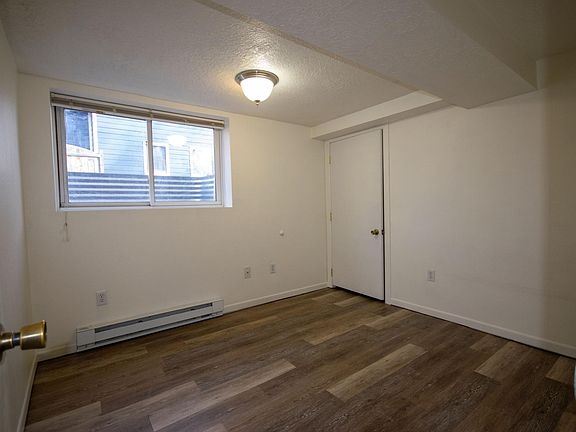3rd image of 819 Howard Ave #B