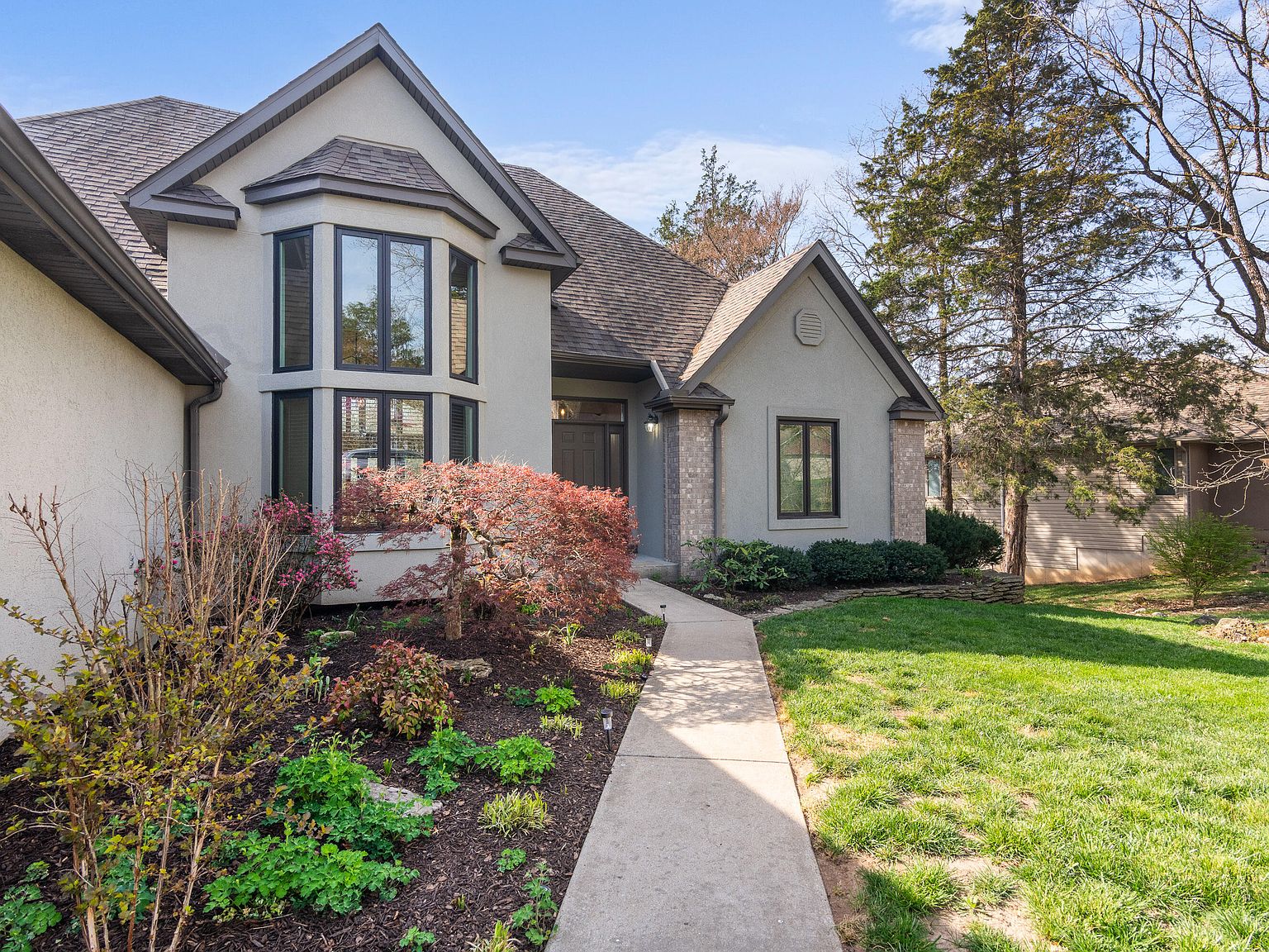 917 Silver Bluff Circle
