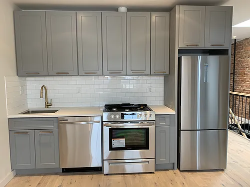 478 Decatur St #3 Photo 1