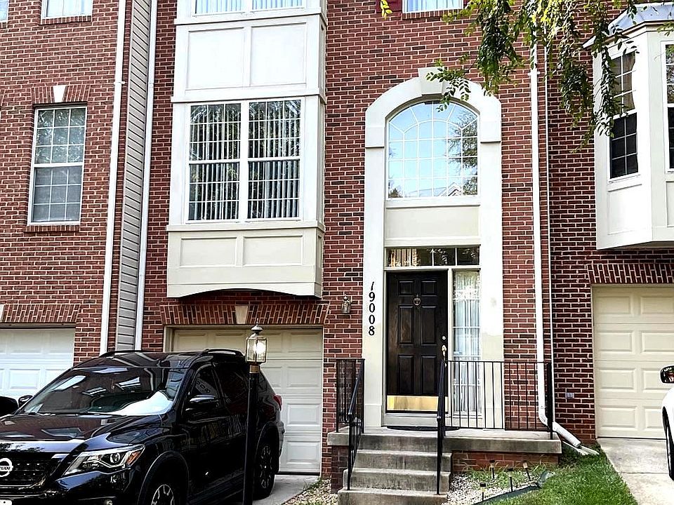 1st image of 19008 Mediterranean Dr