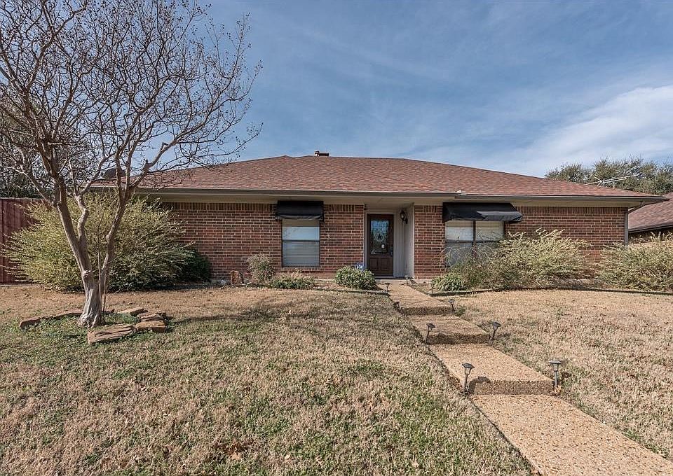 1st image of 2341 Woodglen Dr
