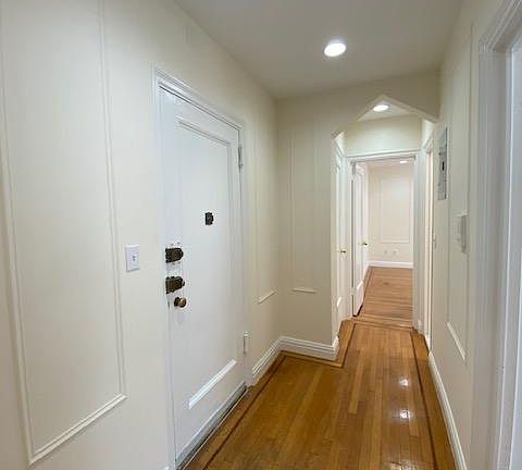 4th image of 360 E 234th St APT 1B