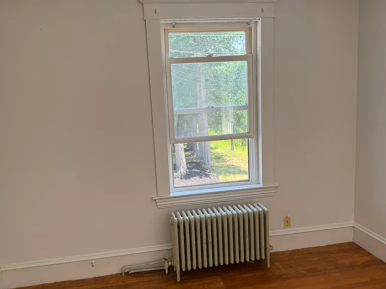 21 Zoar St #2 — Photo 5