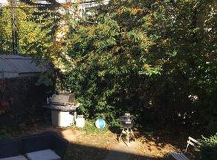 704 Leonard St #1A, Brooklyn, NY 11222