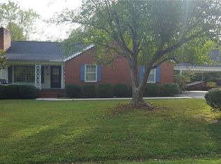 1204 Linville Rd, Mount Airy, NC 27030