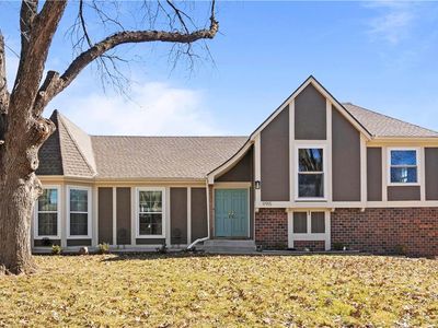 9915 Century Ln, Lenexa, KS, 66215
