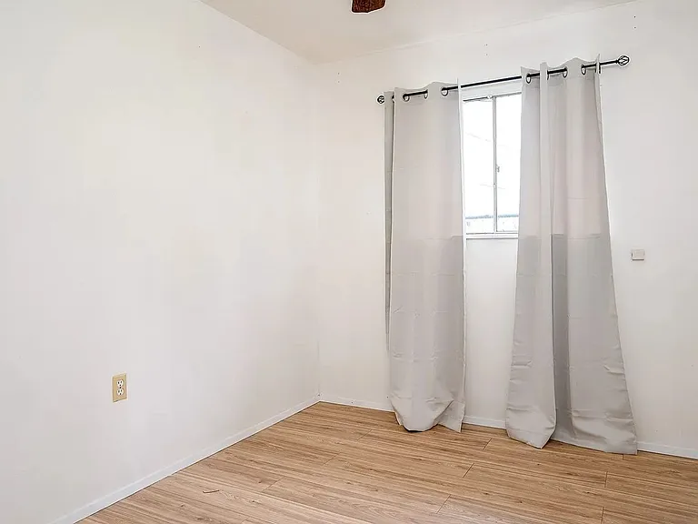 3660 NE Lombard St — Photo 15