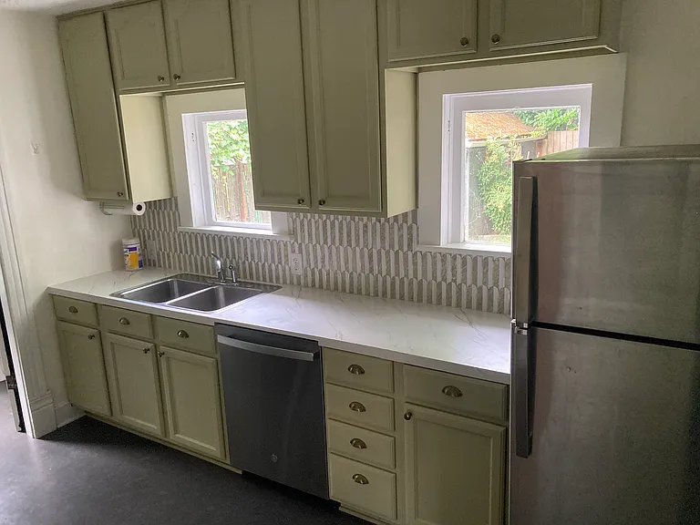 5104 NE 25th Ave — Photo 11
