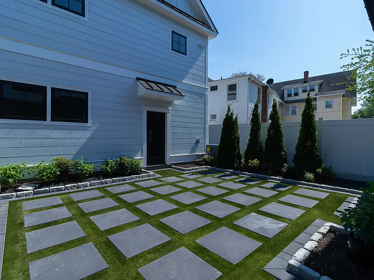 650 Main St #3 — Photo 7