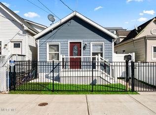 20 Highland Avenue, Keansburg, NJ 07734