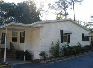 402 4th St, Bonaire, GA 31005