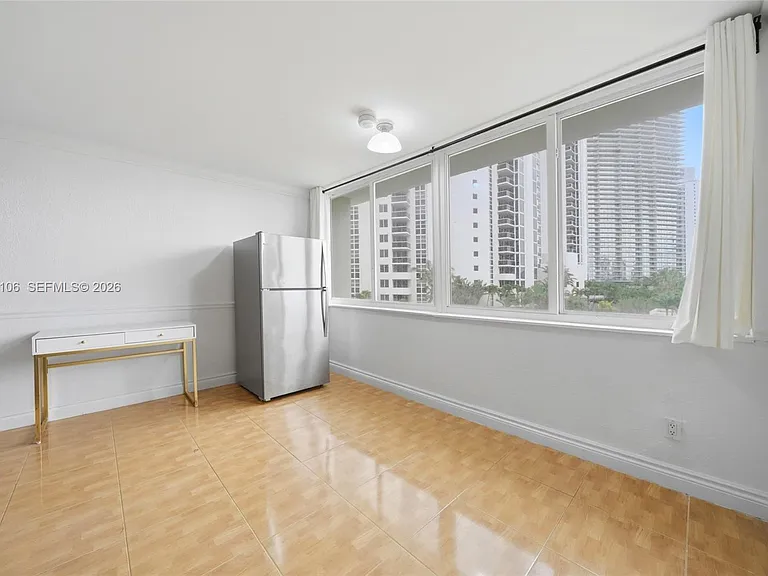 19201 Collins Ave #341 — Photo 19