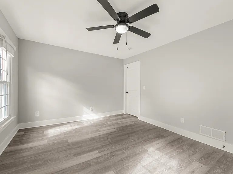 37386 Detroit Rd — Photo 28