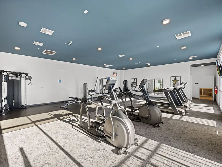 Copa Flats — Photo 68