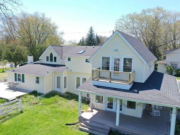 5617 Washington St, Lexington, MI 48450