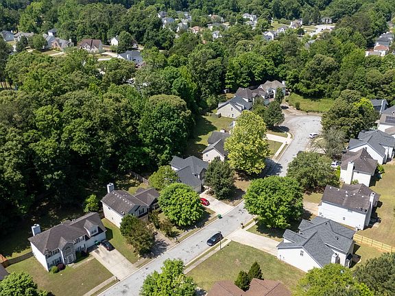 3rd image of 2917 Duncan Pl