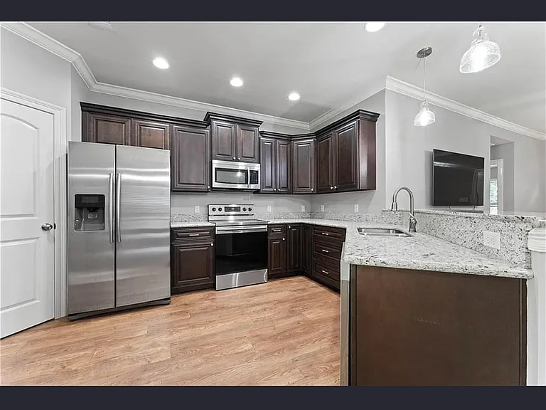 4141 Saint Peter St — Photo 4