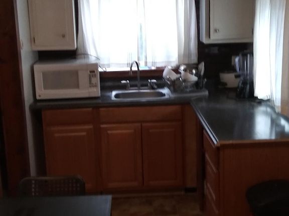 Kitchen has been updated since photo; new photos soon